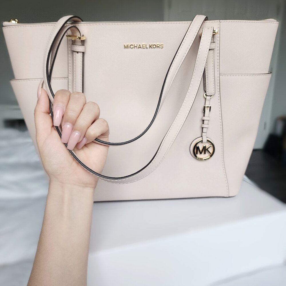 Michael Kors Jet Set East West Tote - Soft Pink / Gold Hardware NWT